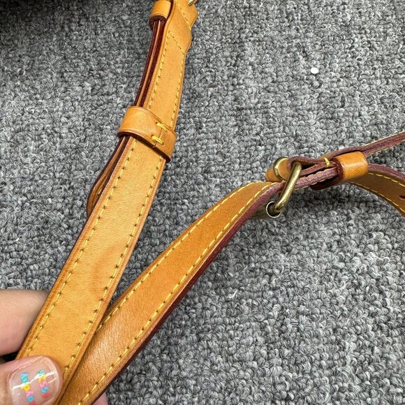 Louis Vuitton Speedy 30 Brown Monogram Canvas Tote 799-082225 - Picture 13 of 16